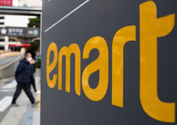 Brokerages　cut　E-Mart’s　share　price　target　after　disappointing　Q2