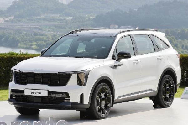 Kia　releases　restyled　mid-sized　SUV　'The　New　Sorento'　